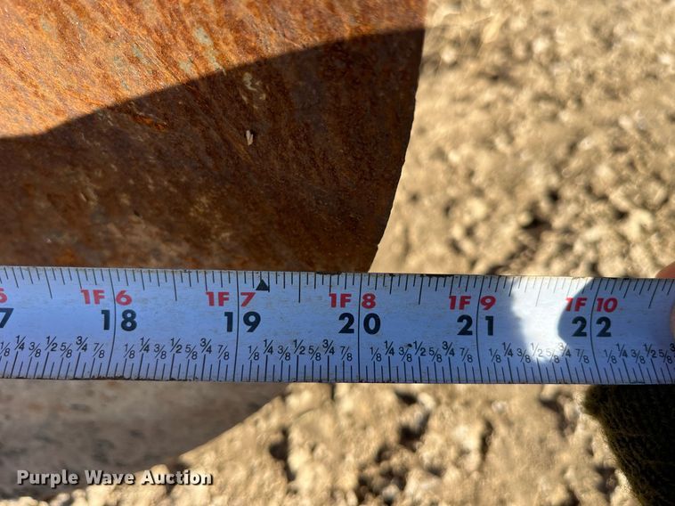 image for item LD9880 International Harvester 496  tandem disk