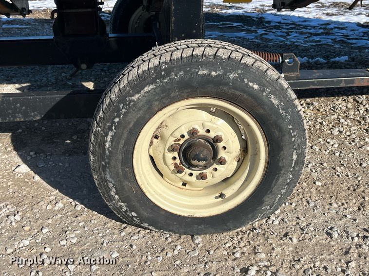 image for item LD9881 J&M HT8  header trailer