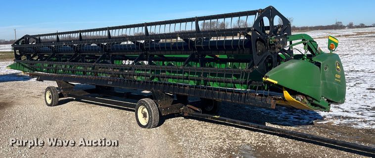 image for item LD9882 2005 John Deere 635F Hydraflex  flex head