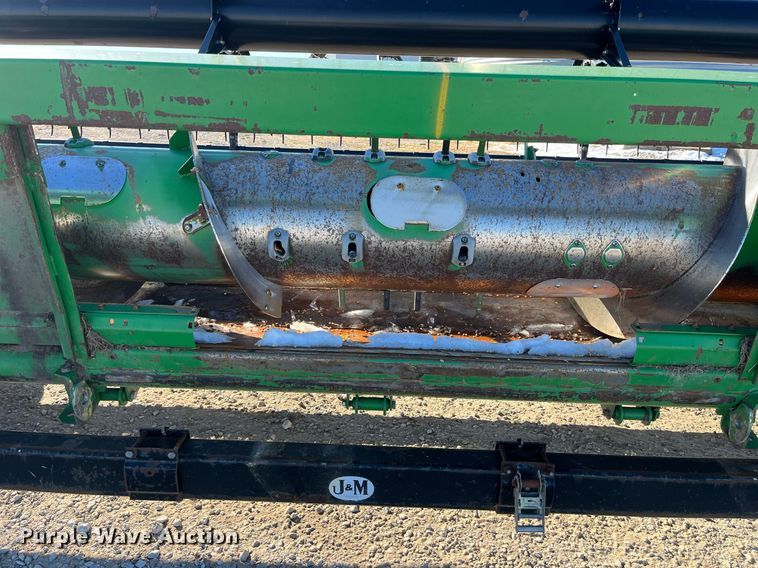 image for item LD9882 2005 John Deere 635F Hydraflex  flex head