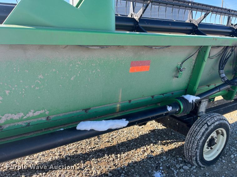 image for item LD9882 2005 John Deere 635F Hydraflex  flex head