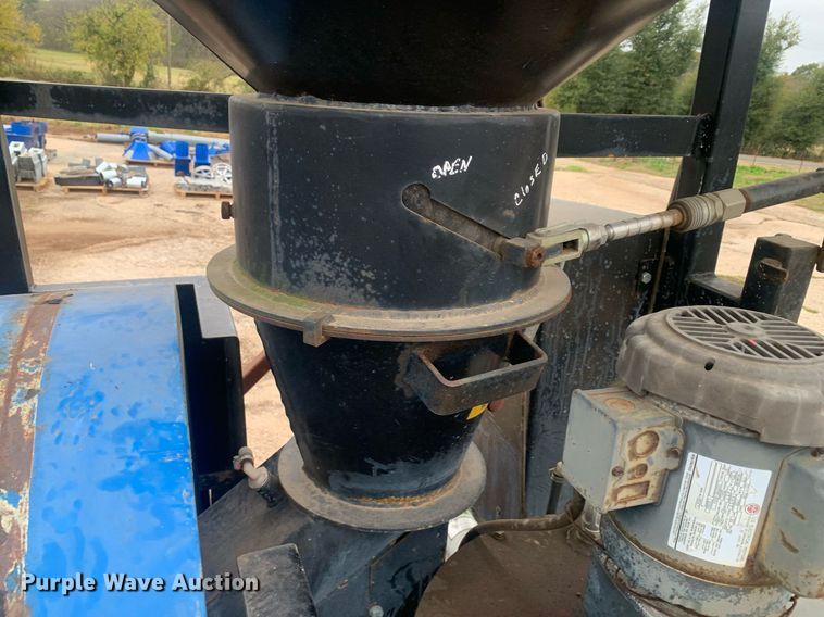 image for item LI9249 Quadratec CFY2-X  seed cleaner