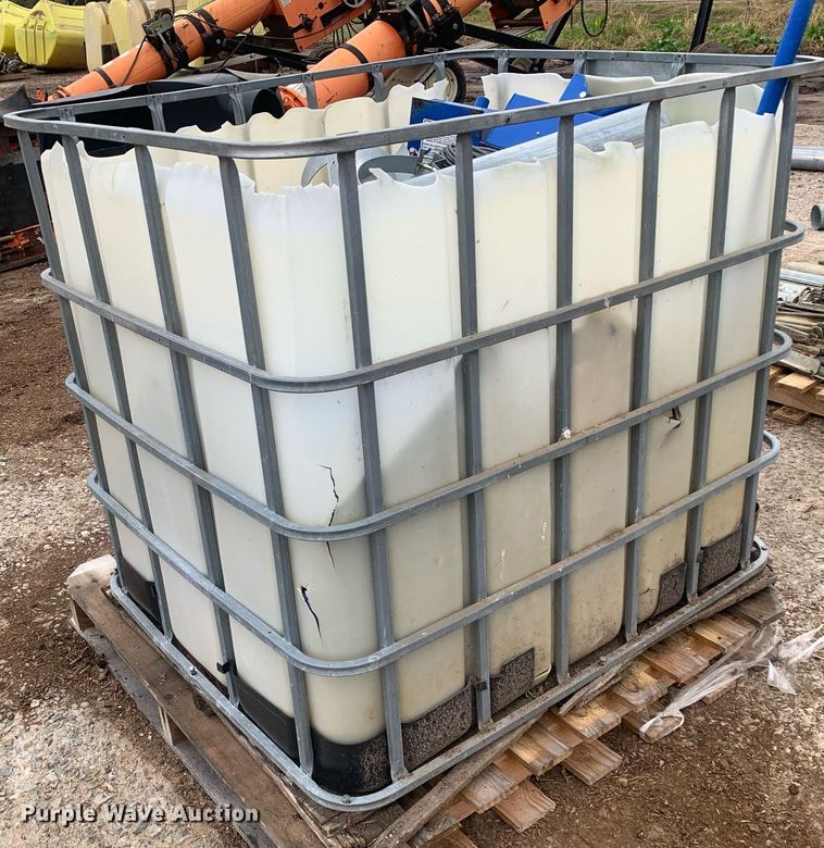 image for item LI9250 Approximately 35 pallets of grain dryer parts