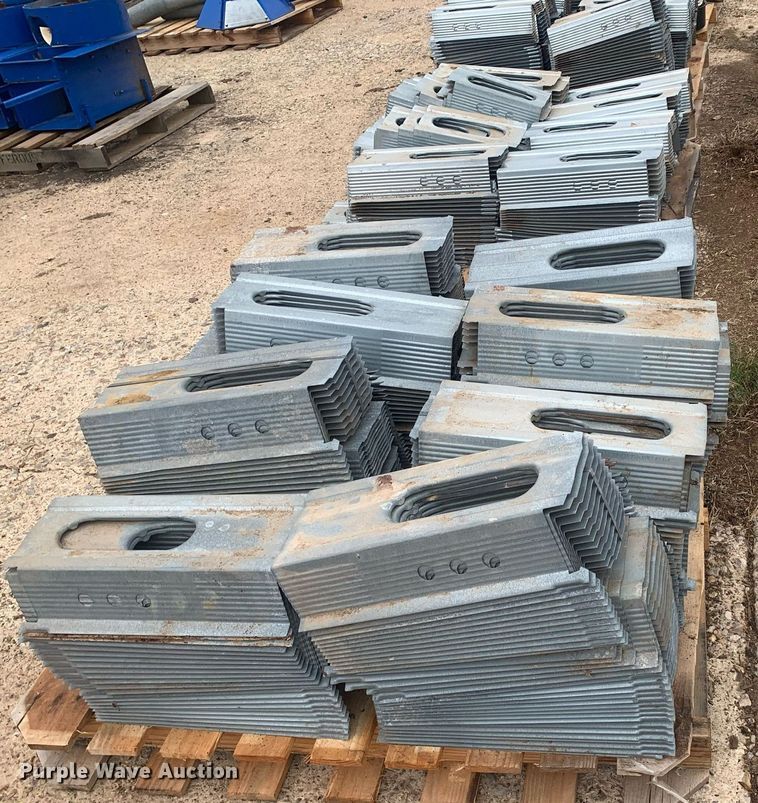 image for item LI9250 Approximately 35 pallets of grain dryer parts