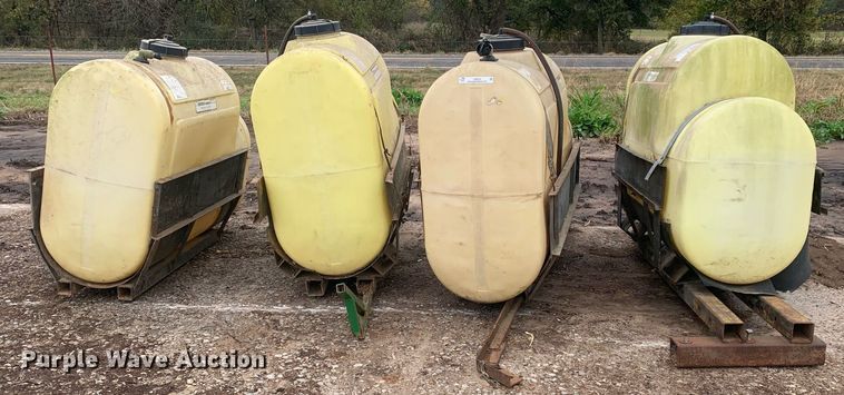 image for item LI9252 (4) Snyder tanks