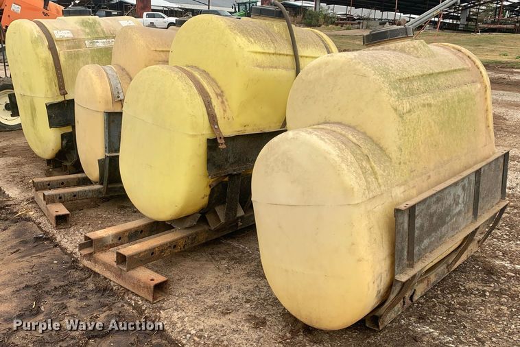 image for item LI9252 (4) Snyder tanks