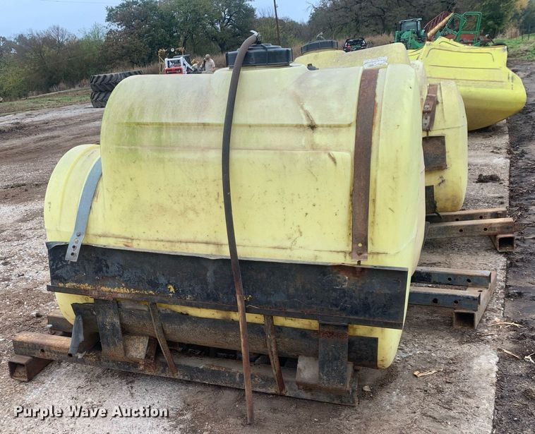 image for item LI9252 (4) Snyder tanks