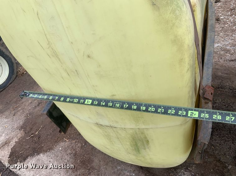 image for item LI9252 (4) Snyder tanks