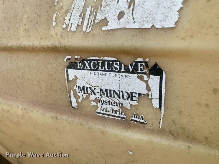 image for item LI9252 (4) Snyder tanks