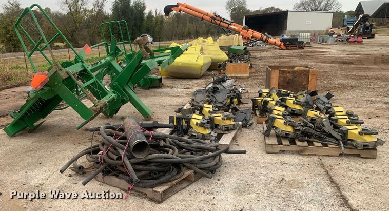 image for item LI9253 John Deere  1720 planter parts