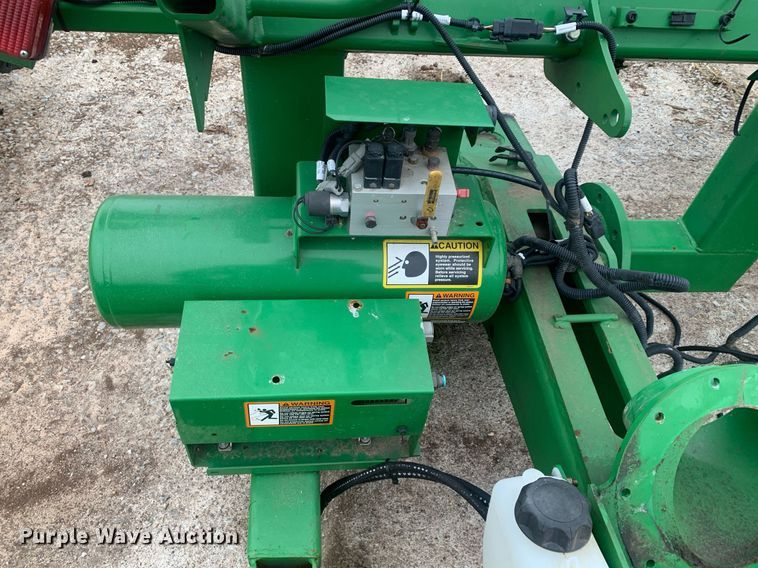 image for item LI9253 John Deere  1720 planter parts