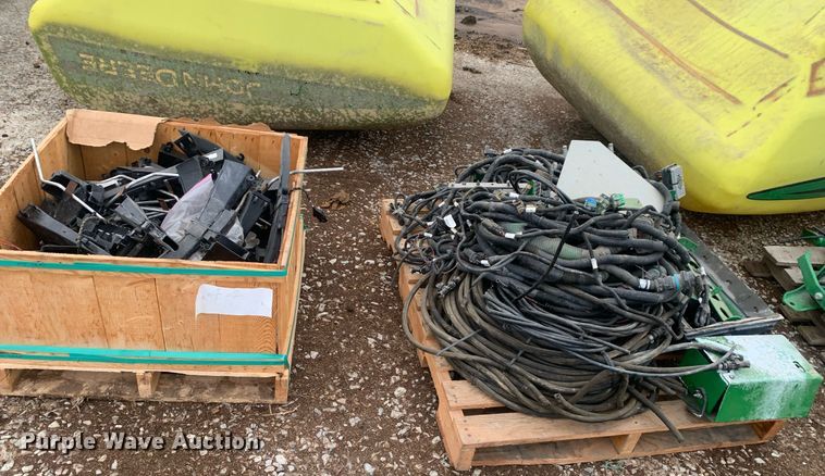 image for item LI9253 John Deere  1720 planter parts