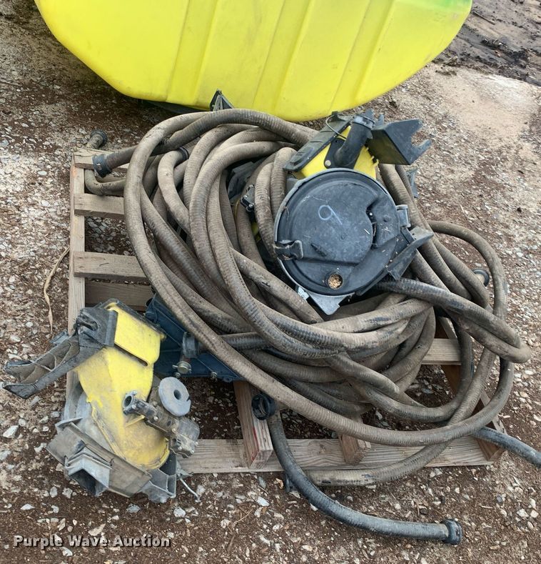 image for item LI9253 John Deere  1720 planter parts