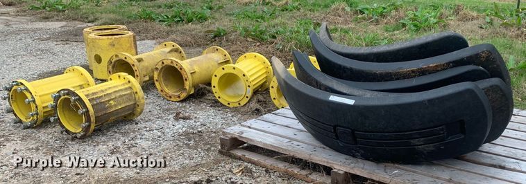 image for item LI9256 John Deere  tractor parts