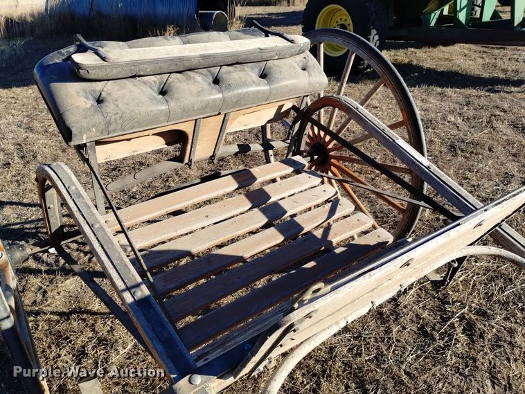 image for item LN9875 Horse carriage