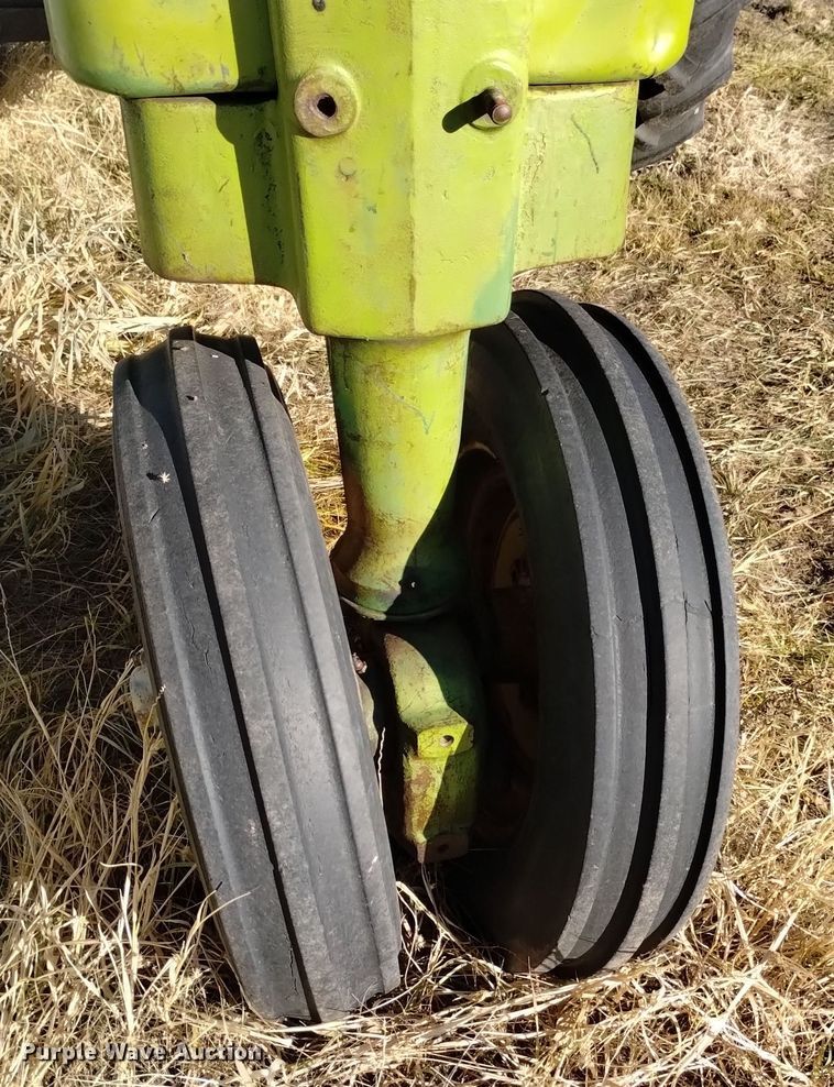 image for item LN9877 1949 John Deere A  tractor