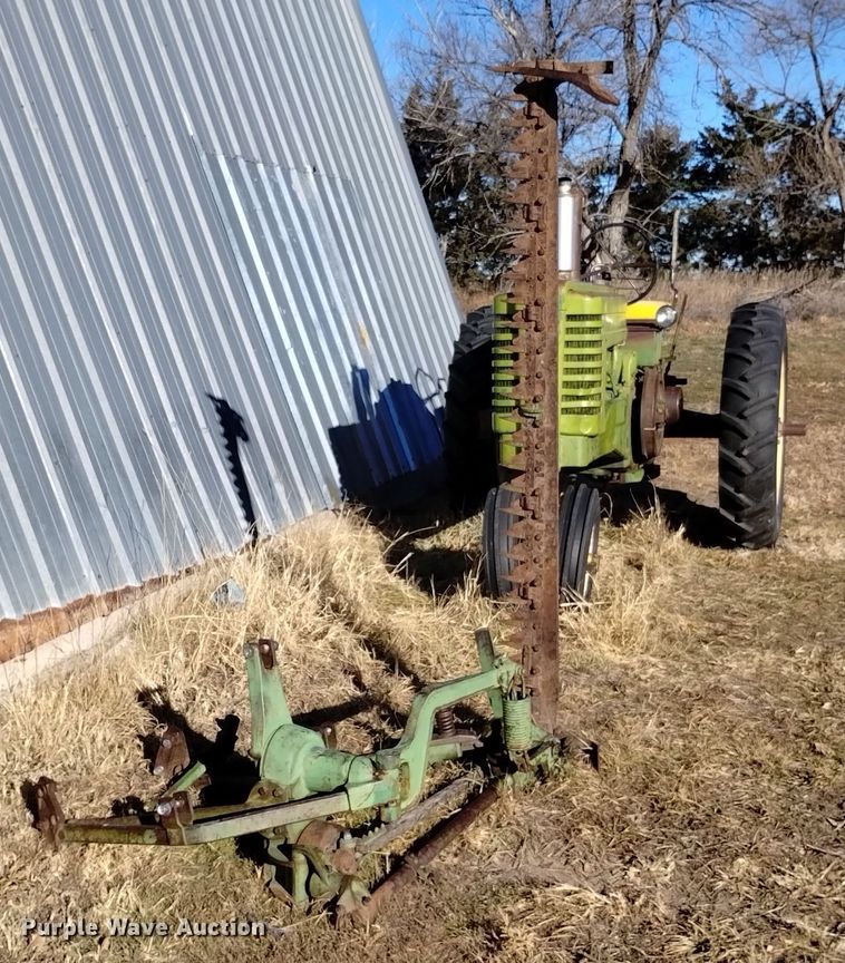 image for item LN9877 1949 John Deere A  tractor