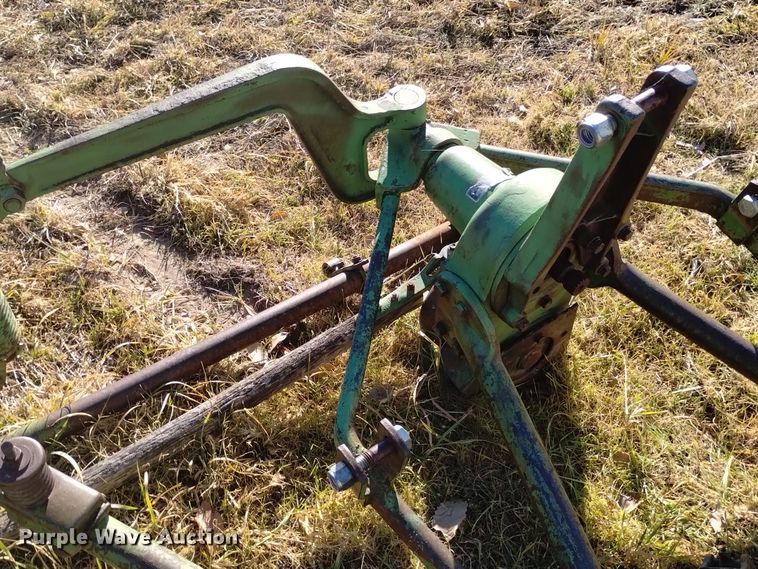 image for item LN9877 1949 John Deere A  tractor