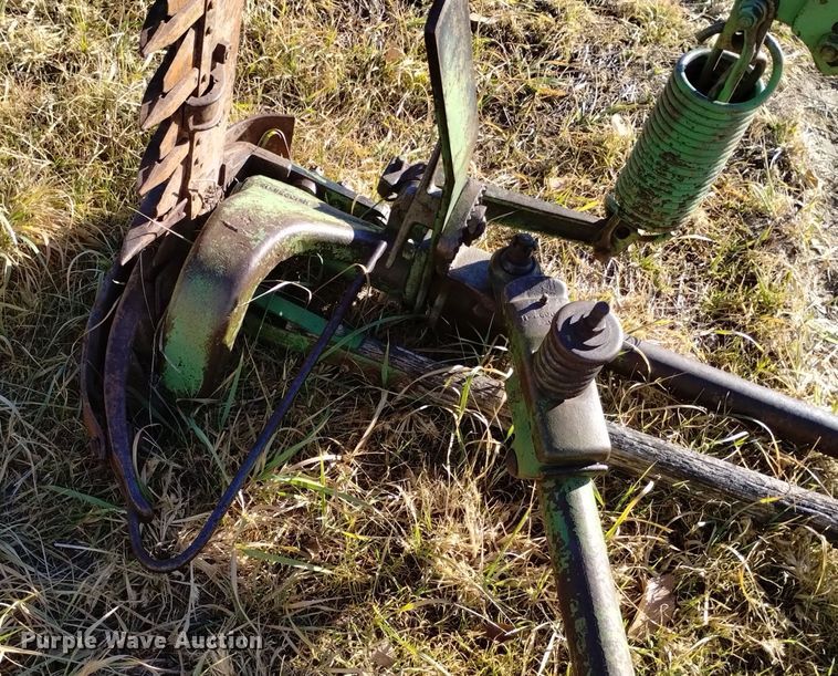 image for item LN9877 1949 John Deere A  tractor