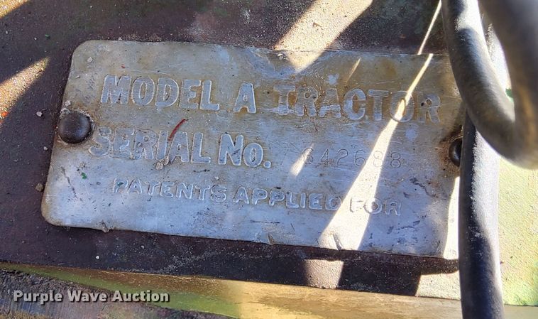 image for item LN9877 1949 John Deere A  tractor