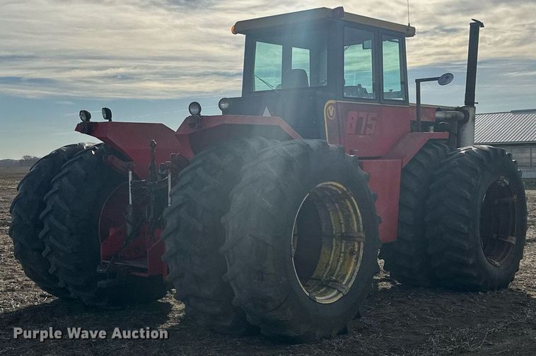 image for item LO9325 1978 Versitile 875  4WD tractor