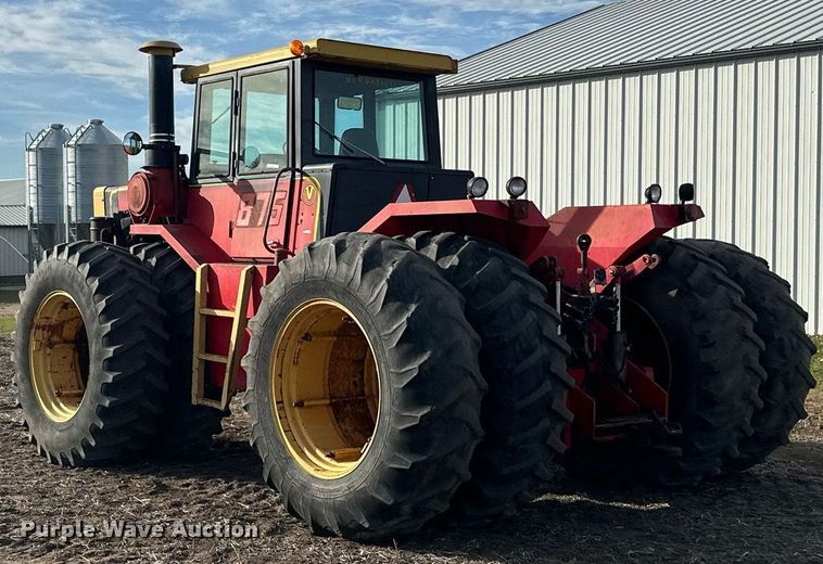 image for item LO9325 1978 Versitile 875  4WD tractor