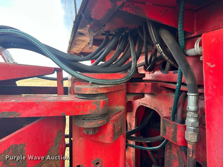 image for item LO9325 1978 Versitile 875  4WD tractor