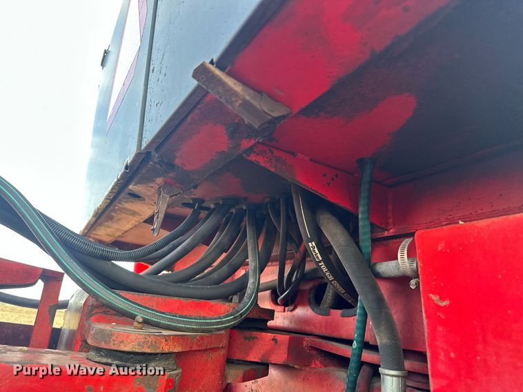 image for item LO9325 1978 Versitile 875  4WD tractor