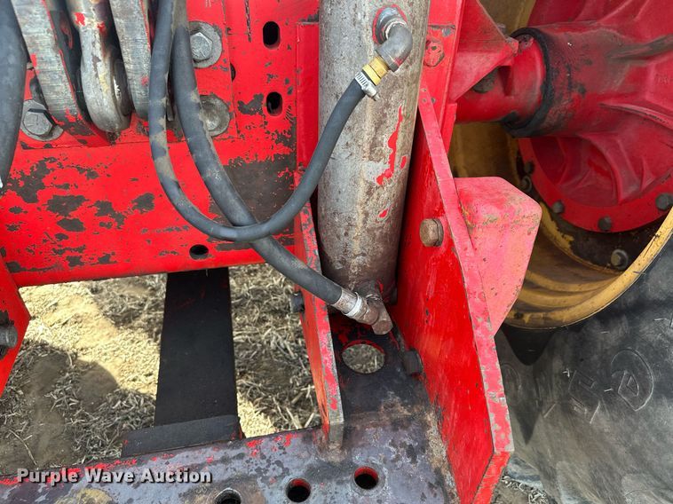 image for item LO9325 1978 Versitile 875  4WD tractor