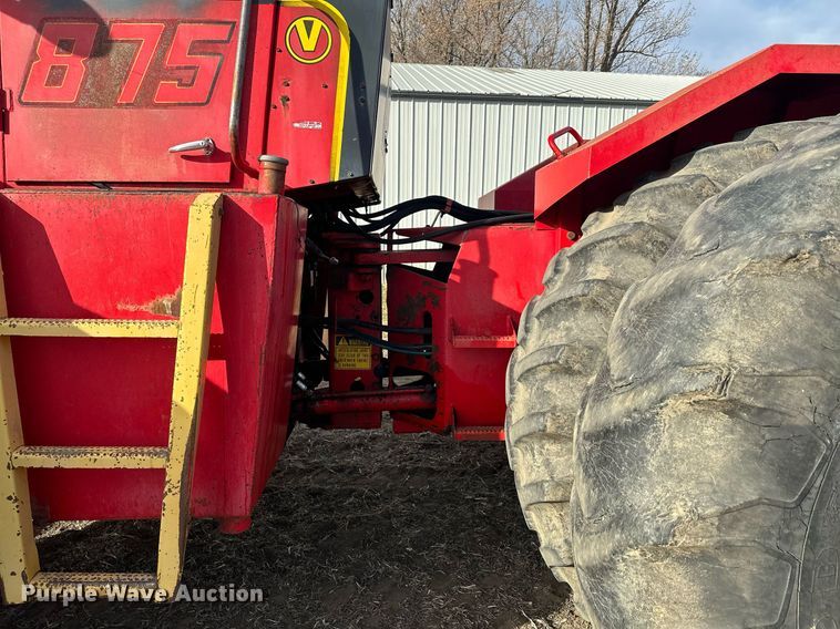 image for item LO9325 1978 Versitile 875  4WD tractor