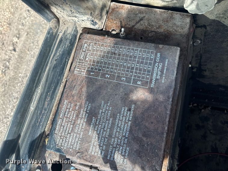 image for item LO9325 1978 Versitile 875  4WD tractor