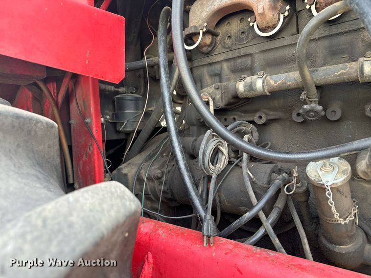 image for item LO9325 1978 Versitile 875  4WD tractor