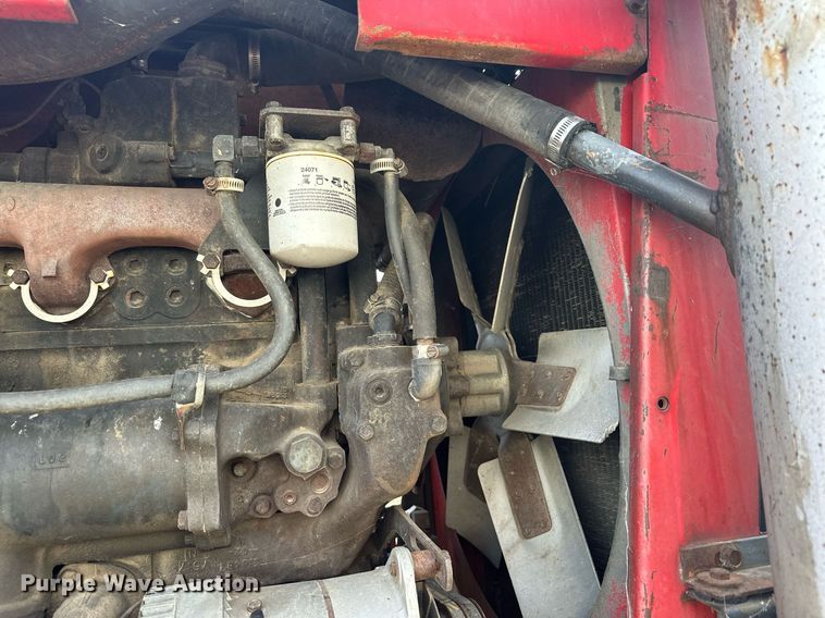 image for item LO9325 1978 Versitile 875  4WD tractor