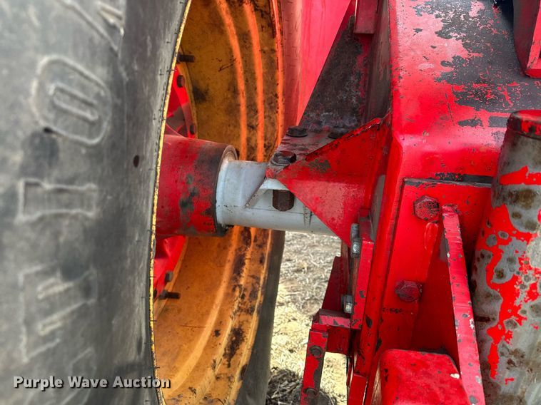 image for item LO9325 1978 Versitile 875  4WD tractor