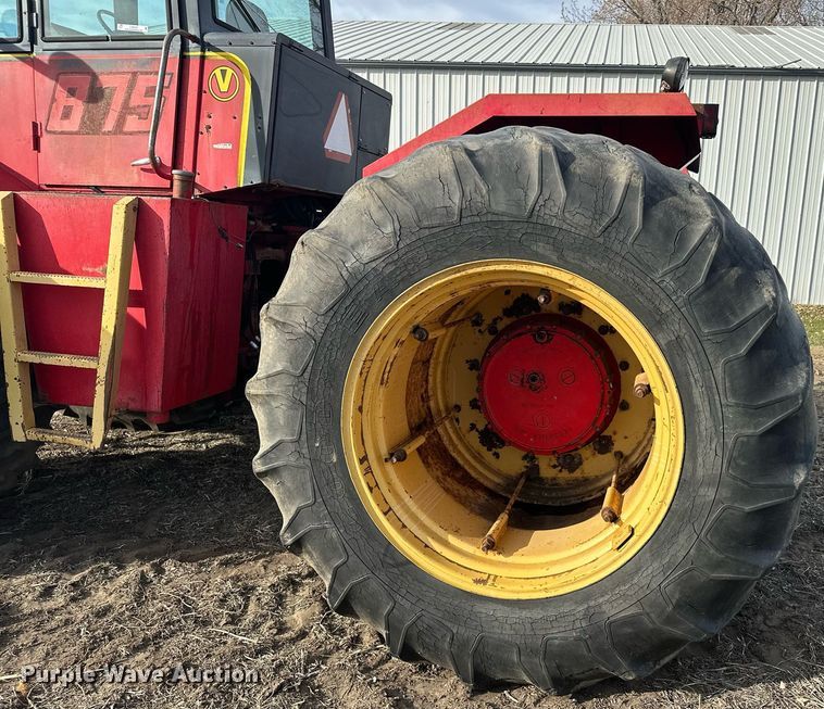 image for item LO9325 1978 Versitile 875  4WD tractor