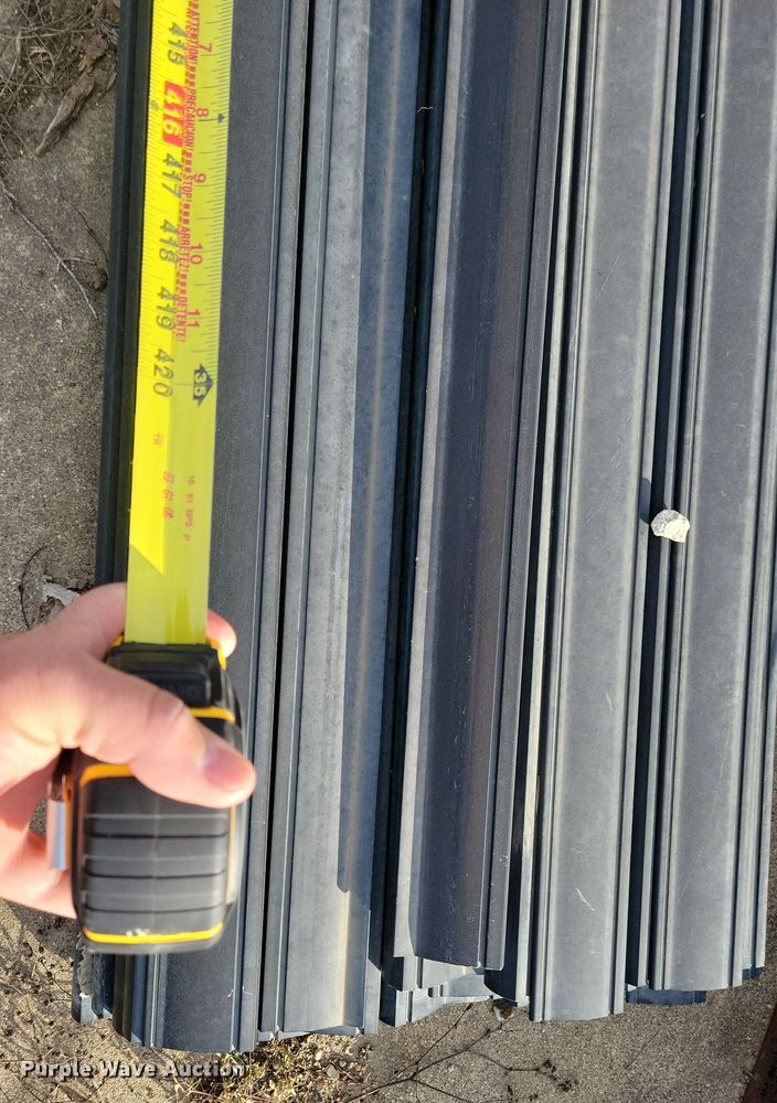 image for item LO9978 Art's Way  header reel parts