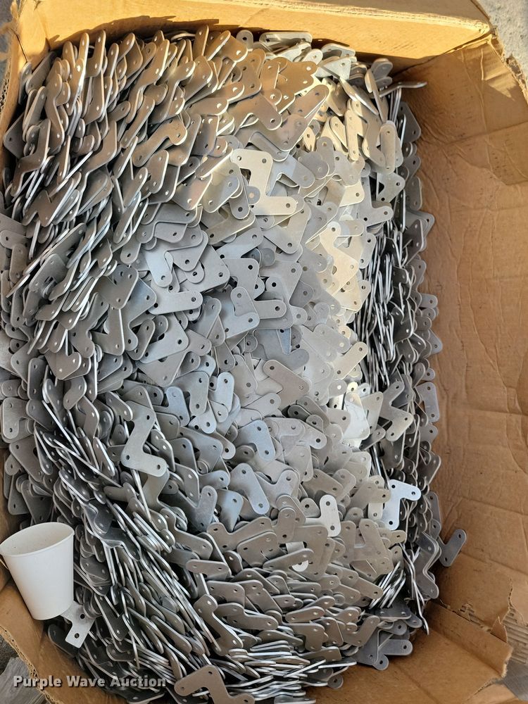 image for item LO9978 Art's Way  header reel parts