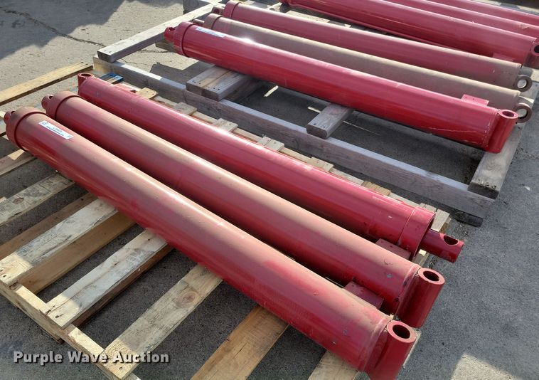 image for item LO9979 (6) Art's Way hydraulic cylinders