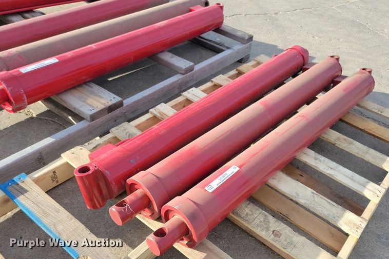 image for item LO9979 (6) Art's Way hydraulic cylinders