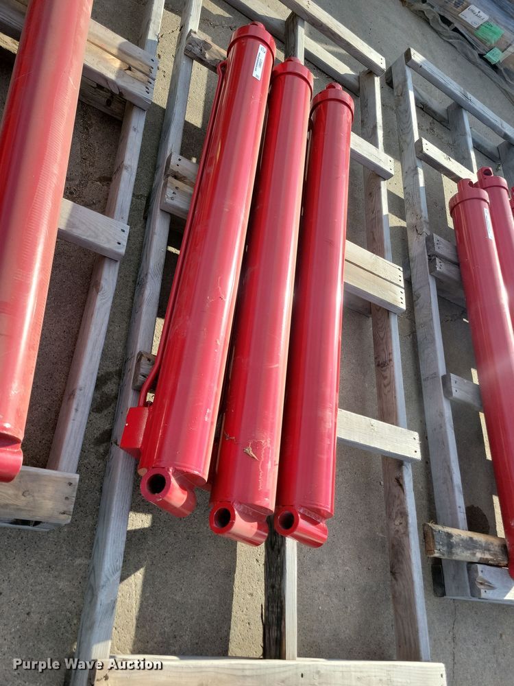 image for item LO9981 (9) Art's Way hydraulic cylinders