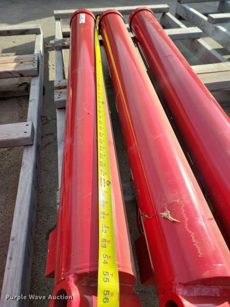 image for item LO9981 (9) Art's Way hydraulic cylinders