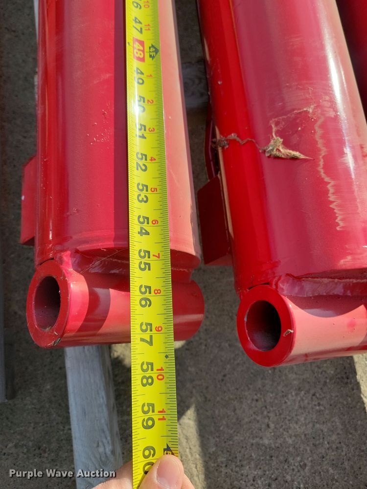 image for item LO9981 (9) Art's Way hydraulic cylinders