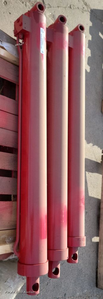 image for item LO9981 (9) Art's Way hydraulic cylinders