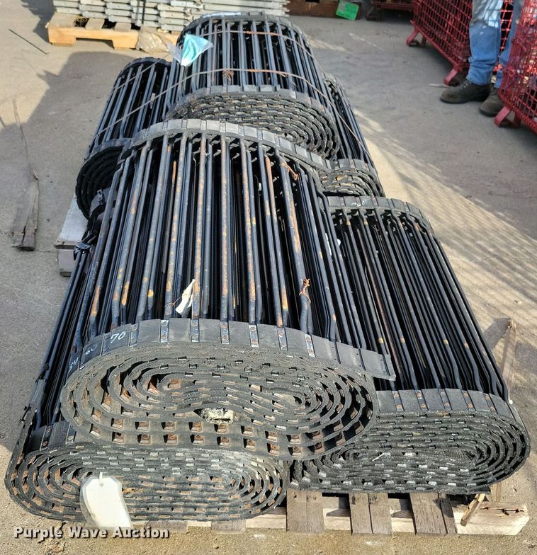 image for item LO9986 (6) beet harvester belted chains