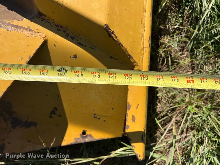 image for item LV9144 Batwing rotary mower