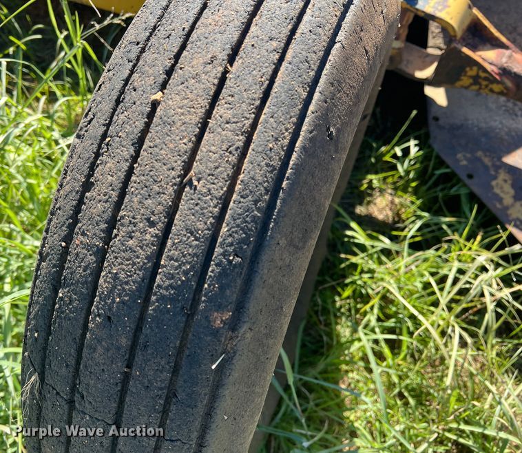 image for item LV9144 Batwing rotary mower