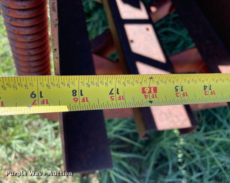 image for item LV9147 International Harvester 440W  small square baler