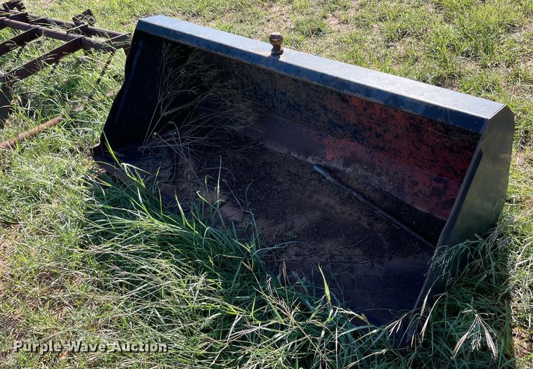 image for item LV9152 Bucket