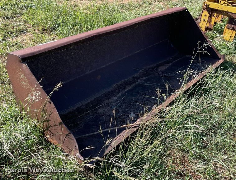 image for item LV9153 Bucket