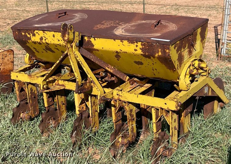 image for item LV9154 Electric Mills PDF5  seeder